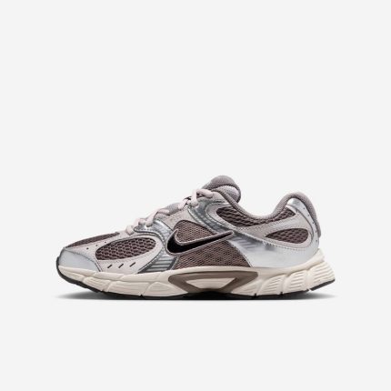 Zapatillas Nike V5 Rnr HQ6411-200 Niños