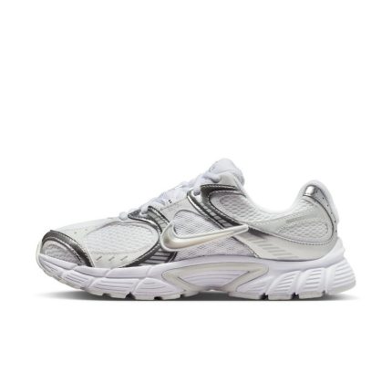Zapatillas Nike V5 Rnr HQ7901-112 Mujer
